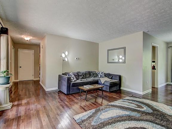 5th image of 2060 Argyle Dr SE