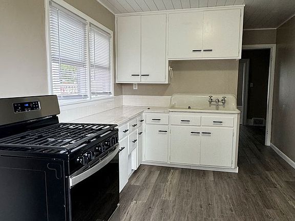4th image of 318 E Walnut St #1
