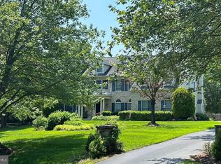 10 Grey Pebble Ct, Darnestown, MD 20874