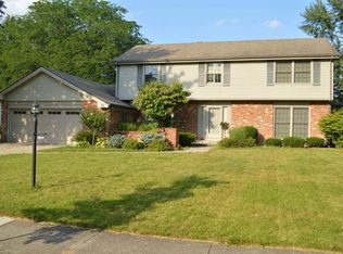 6841 Blue Mist Rd, Fort Wayne, IN 46819