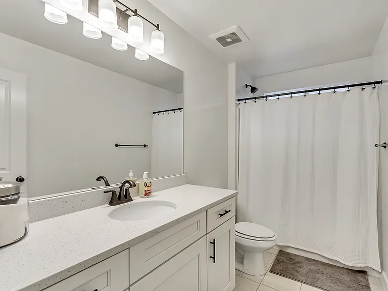 1591 W Quailhill Rd #1 — Photo 13