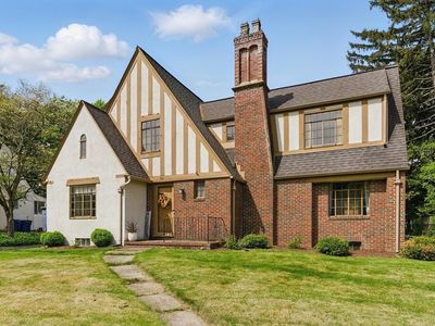 96 Craiwell Ave, West Springfield, MA, 01089