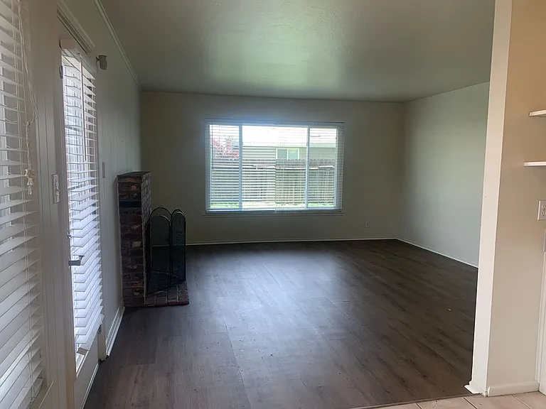 10528 Dolecetto Dr — Photo 14