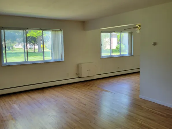 4113 Telegraph Rd, Bloomfield Hills, MI 48302