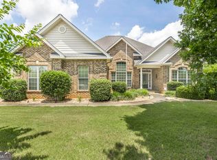 104 Rose Petal Dr, Warner Robins, GA 31088