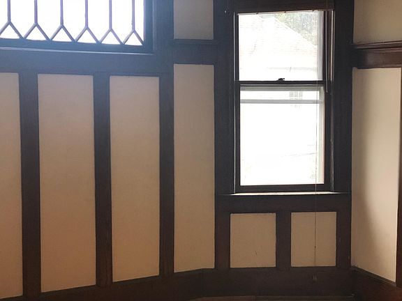5th image of 310 N Burgher Ave #B
