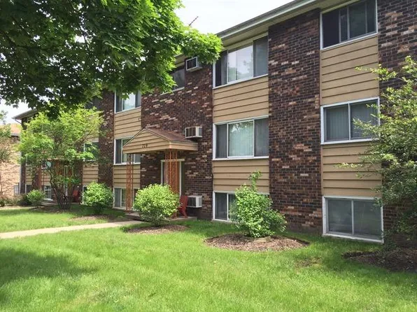 733 Jefferson Ave #U4, Elgin, IL 60120