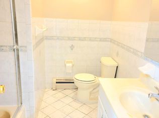 257-14 Craft Ave, Rosedale, NY 11422