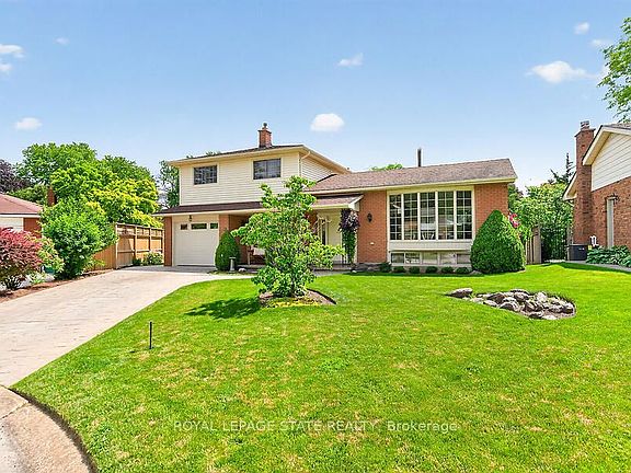 3rd image of 7 Elizabeth Ct