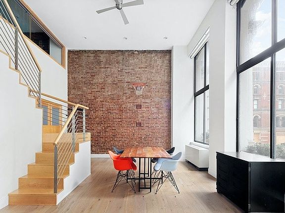 5th image of 77 Bleecker St APT 329