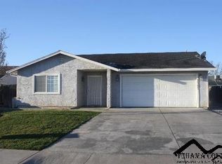 2185 Gentry Way, Red Bluff, CA 96080