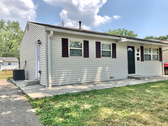 2nd image of 3782 Clearwater Dr
