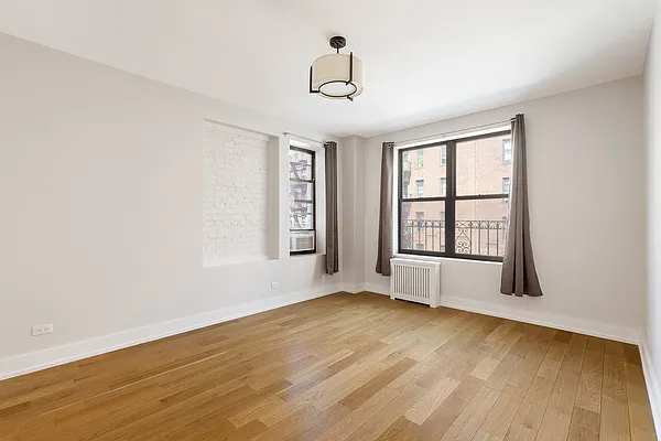 Rented by Compass | media 7