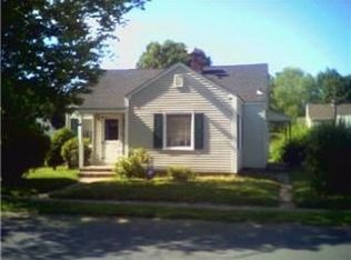 14 Virginia Ave, Enfield, CT 06082