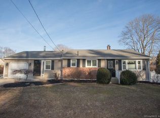 12 Middletown Ave, Old Saybrook, CT 06475
