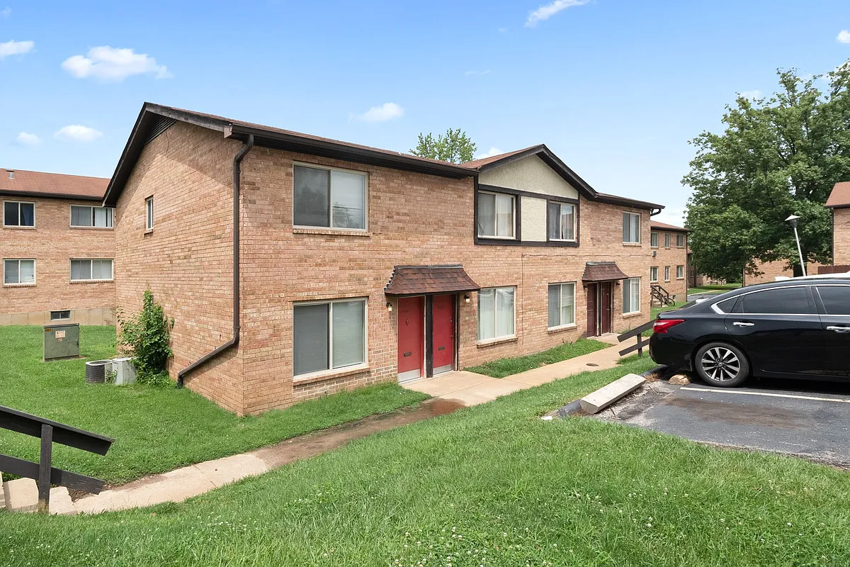 Building Photo - 4120 Geraldine Ave #1