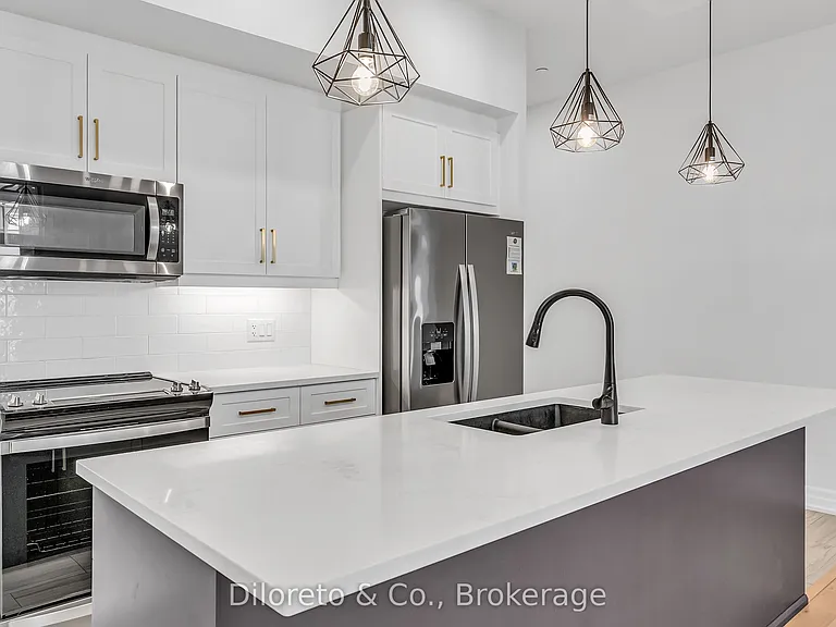 1880 Gordon St #214 — Photo 8