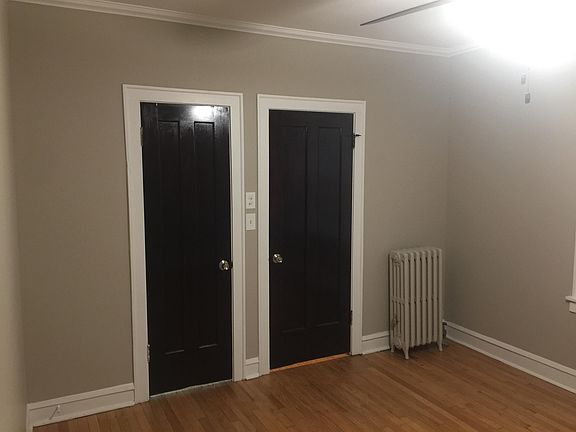 2nd image of 9121 S Laflin St APT 1N-9121-1N