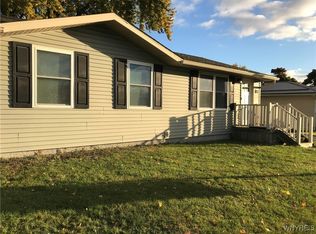 392 French Rd, Cheektowaga, NY 14227