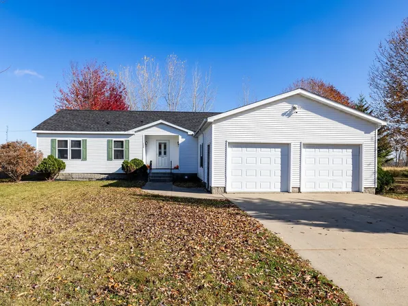 120 3rd St S, Gaylord, MN 55334