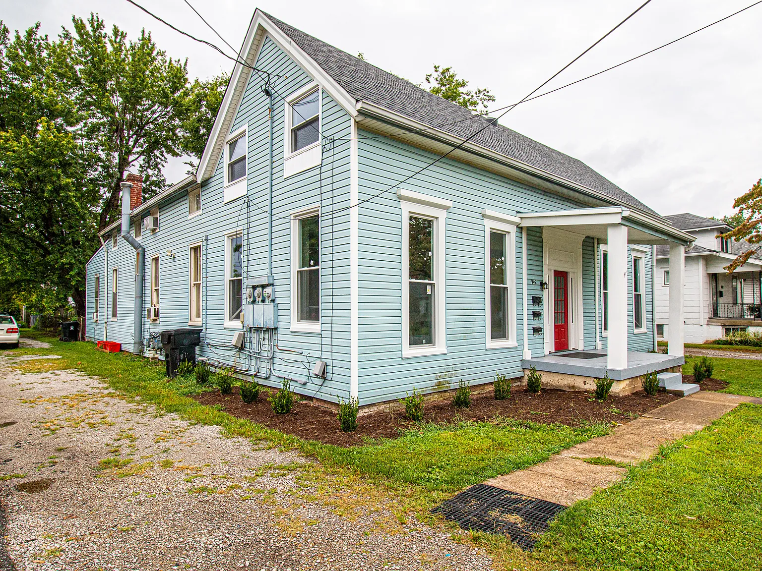3 bed, 1800 sqft, $1,850 — Photo 2