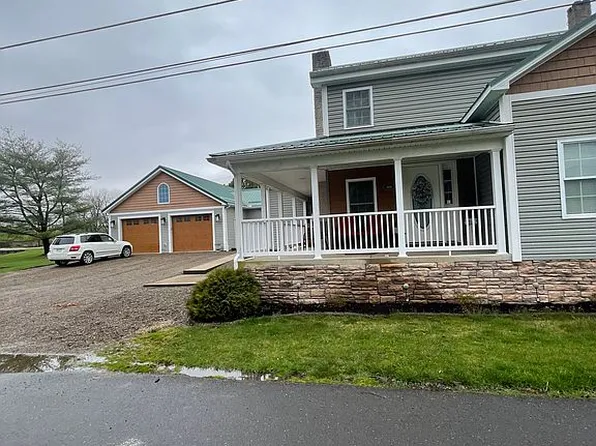 206 E New Market St, Freeburg, PA 17827