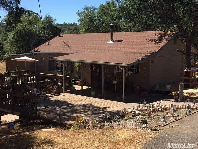 10450 Violetta Way photo 1