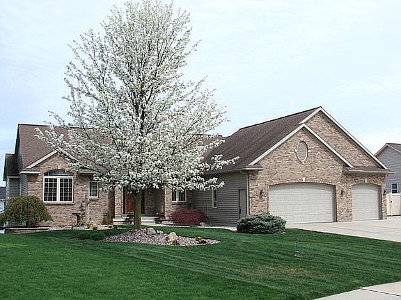 2nd image of 3247 Primrose Dr