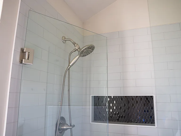 2916 E Lake Dr — Photo 9