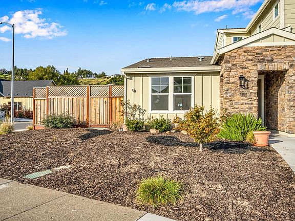2nd image of 297 Pacific Heights Drive