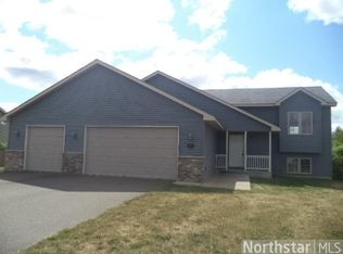 1103 Hilltop St, Braham, MN 55006