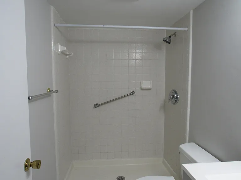 703 Sunny Pine Way #G2 — Photo 11