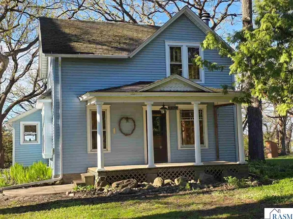 809 7th Ave NW, Waseca, MN 56093