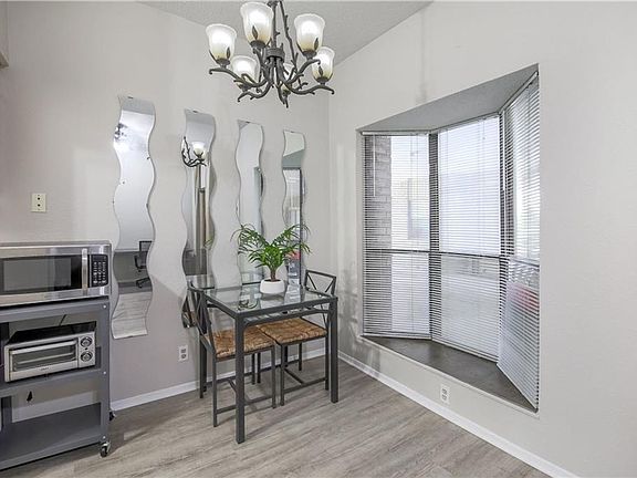 3rd image of 3316 Guadalupe St APT 316