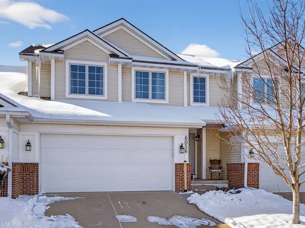6056 Meadow View Ct, Johnston, IA 50131
