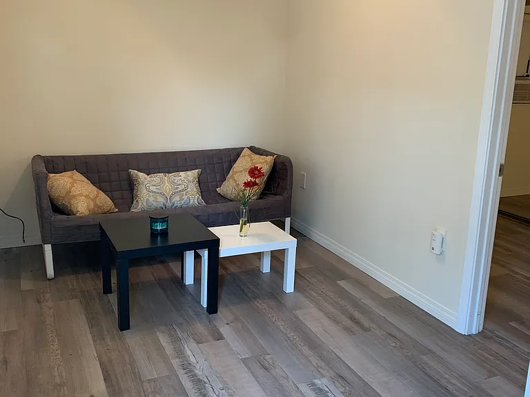 10528 Langmuir Ave — Photo 6