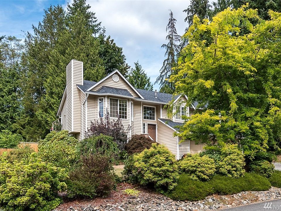 1st image of 3813 140th Pl NW
