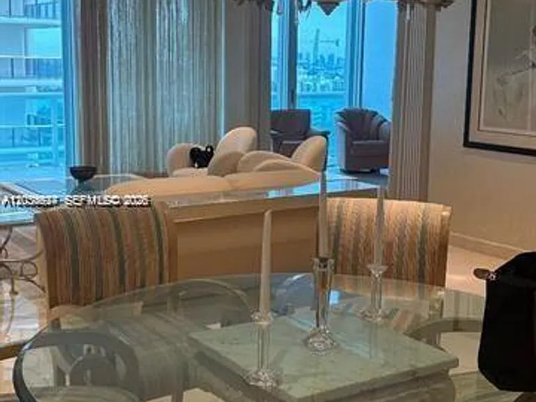 10101 Collins Ave #15D — Photo 4