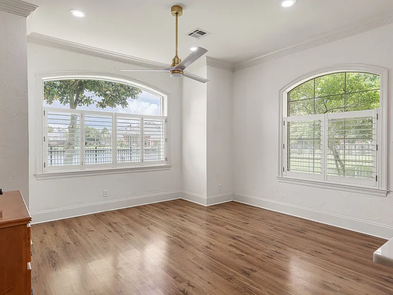 105 Woodbine Dr — Photo 22