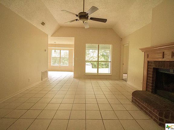 4th image of 2404 Sherman Dr