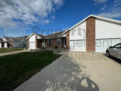 233 Elizabeth Dr Photo 1 233 Elizabeth Dr Photo 1