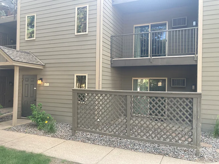 2150 Ridge Dr #12 — Photo 2