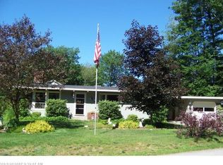 5 Green St, Springvale, ME 04083