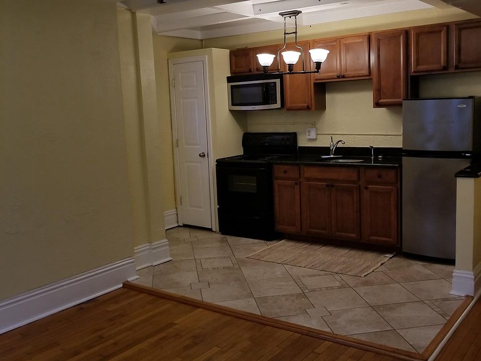 Living Area/Kitchen