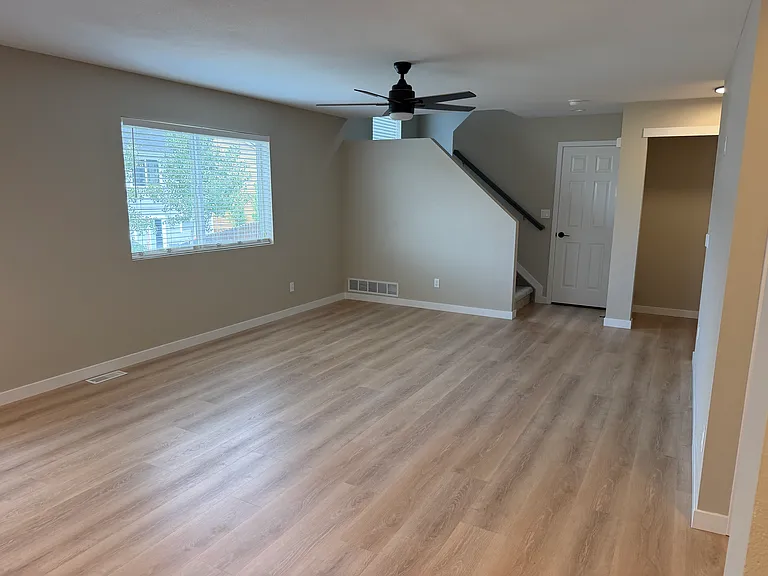 2350 Jeanette Way — Photo 6