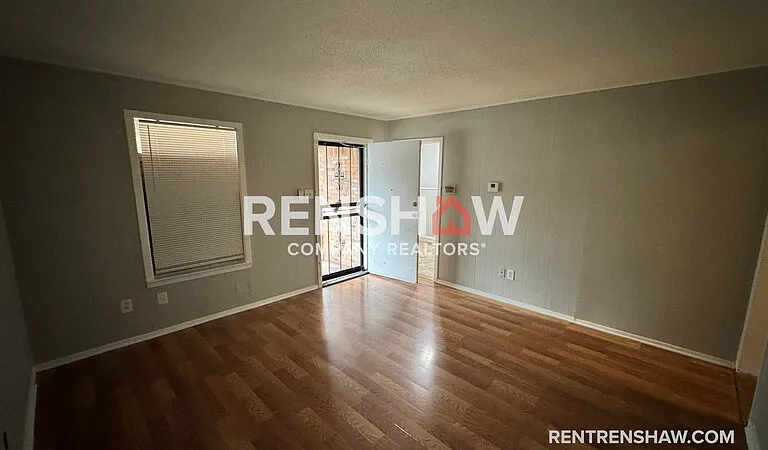 381 N Manassas St — Photo 4