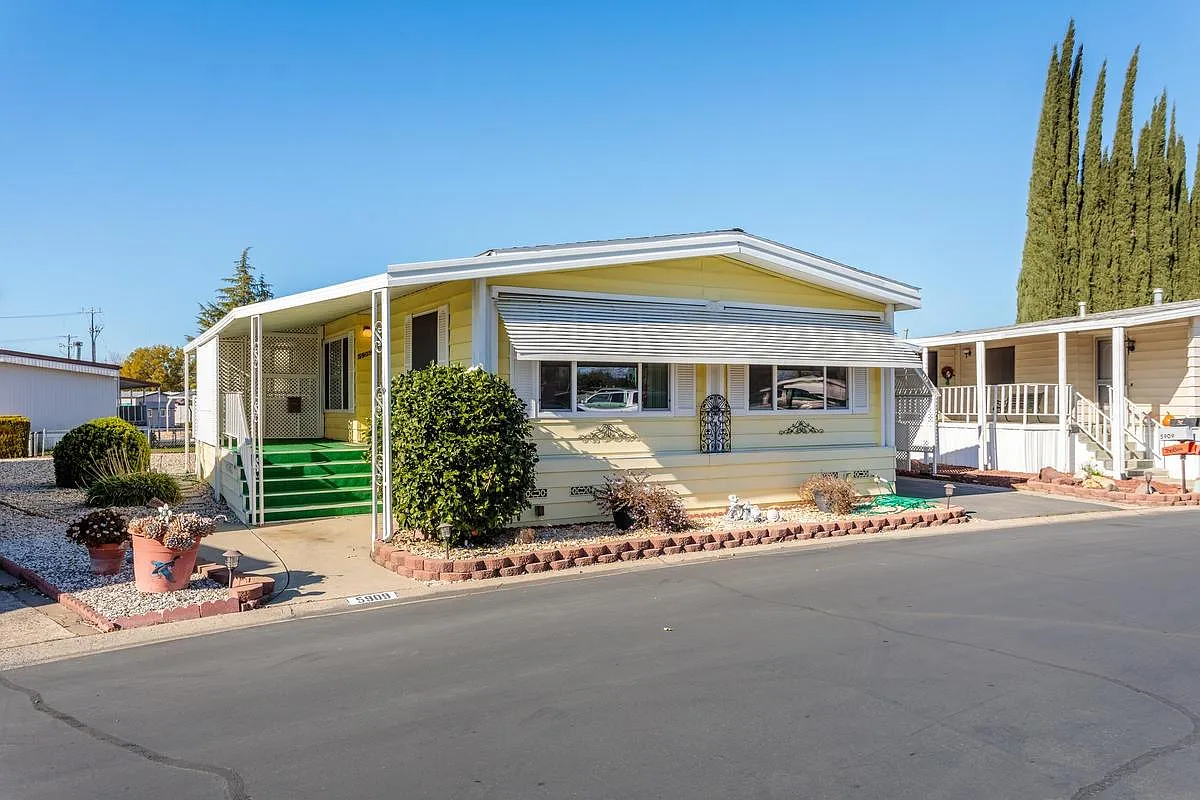 5909 Mallard Ln photo 1