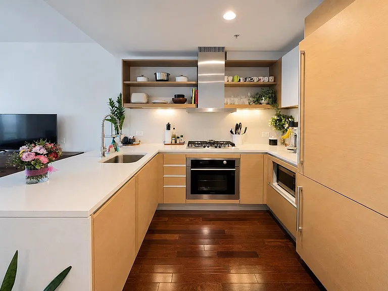 77 Hudson St #2401 — Photo 5