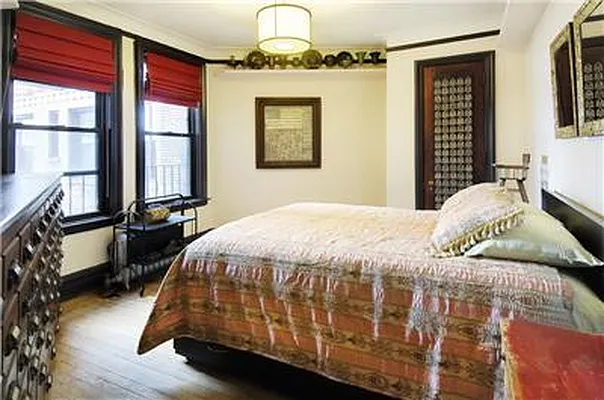 Sold by Barak Realty | media 2