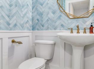 899 E Hatton St, Pensacola, FL 32503